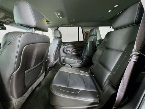 Used 2016 GMC Yukon SLT image 29