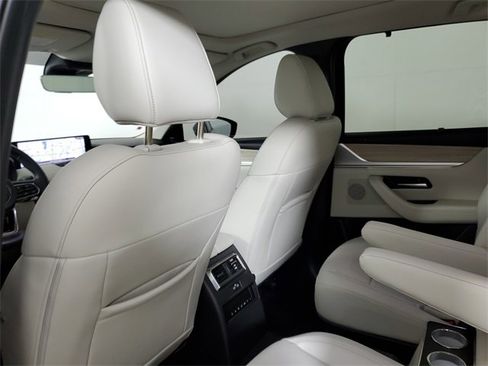 Used 2024 MAZDA CX-90 3.3 Turbo S w/ Premium Package image 10