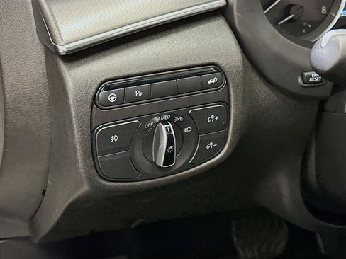 Used 2023 INFINITI QX55 Essential image 17