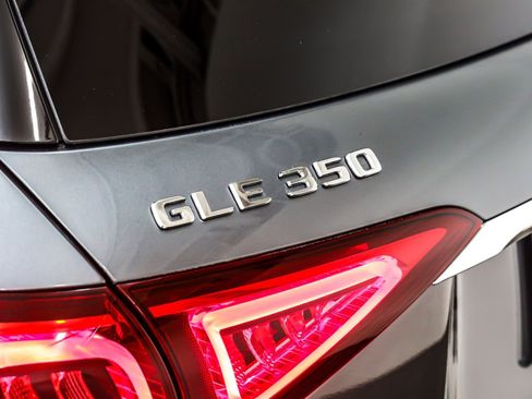 Used 2022 Mercedes-Benz GLE 350 image 9