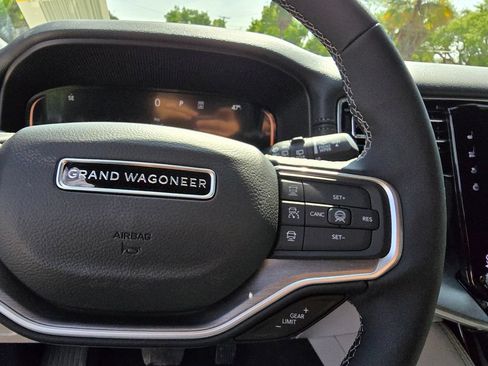 New 2026 Jeep Grand Wagoneer 4WD image 20