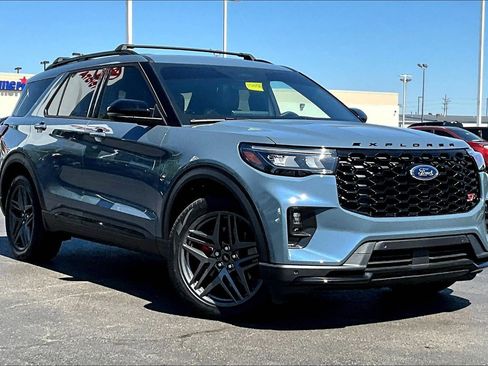 Used 2026 Ford Explorer ST w/ Sun And Sound Package image 2