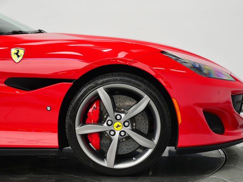 Used 2019 Ferrari Portofino image 51