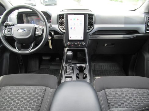 Used 2025 Ford Ranger XL RWD image 15