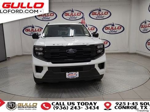 Used 2025 Ford Expedition Max Active image 3