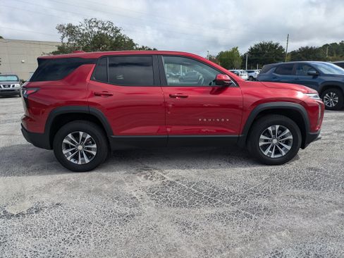 New 2026 Chevrolet Equinox LT w/ Convenience Package II image 3