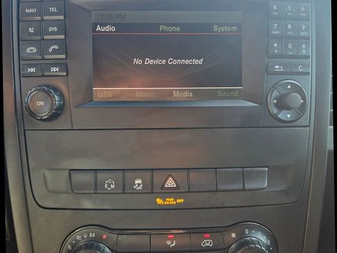 Used 2018 Mercedes-Benz Metris image 19