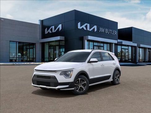 New 2026 Kia Niro LX image 1