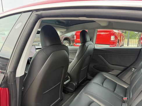 Used 2019 Tesla Model 3 Long Range AWD/4WD image 12