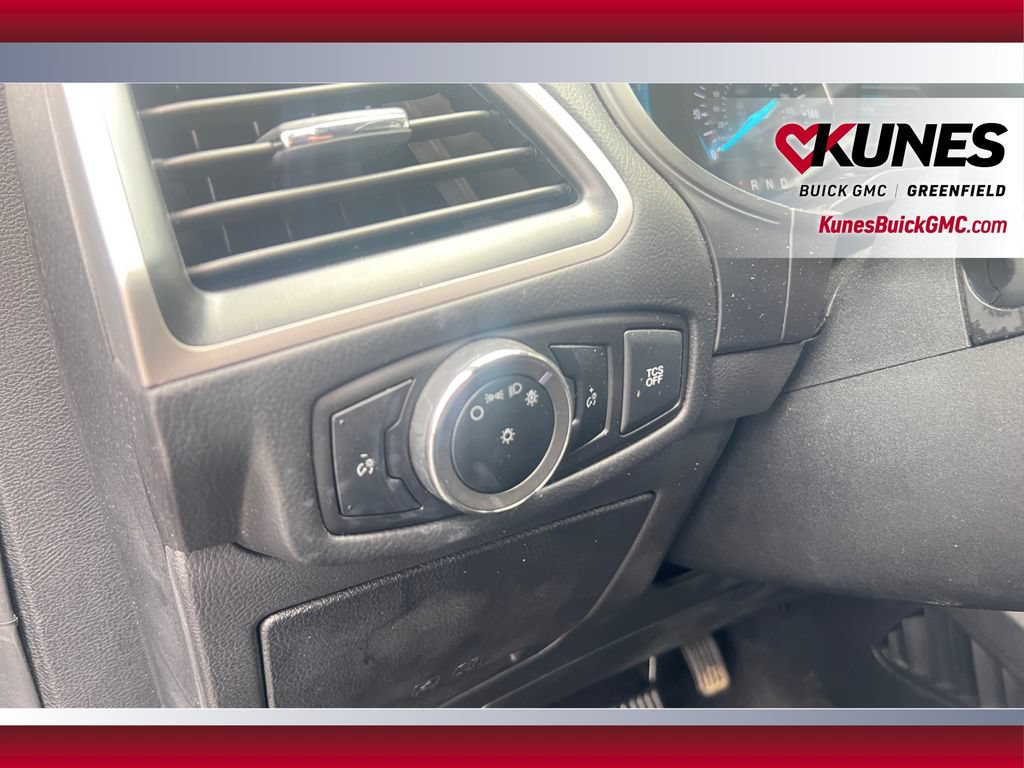 Used 2024 Ford Edge SEL AWD/4WD image 13
