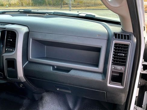 Used 2017 RAM 1500 Tradesman image 15