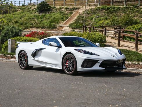 Used 2026 Chevrolet Corvette Stingray Coupe w/ Z51 Performance Package image 9