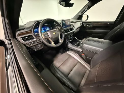 Used 2023 Chevrolet Tahoe High Country AWD/4WD image 2