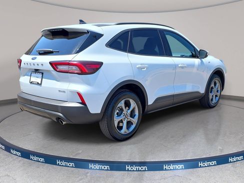 Used 2025 Ford Escape ST-Line Select AWD/4WD image 6