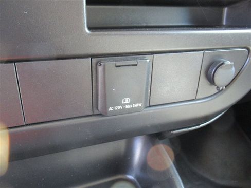 Used 2022 GMC Savana 2500 w/ Driver Convenience Package image 19