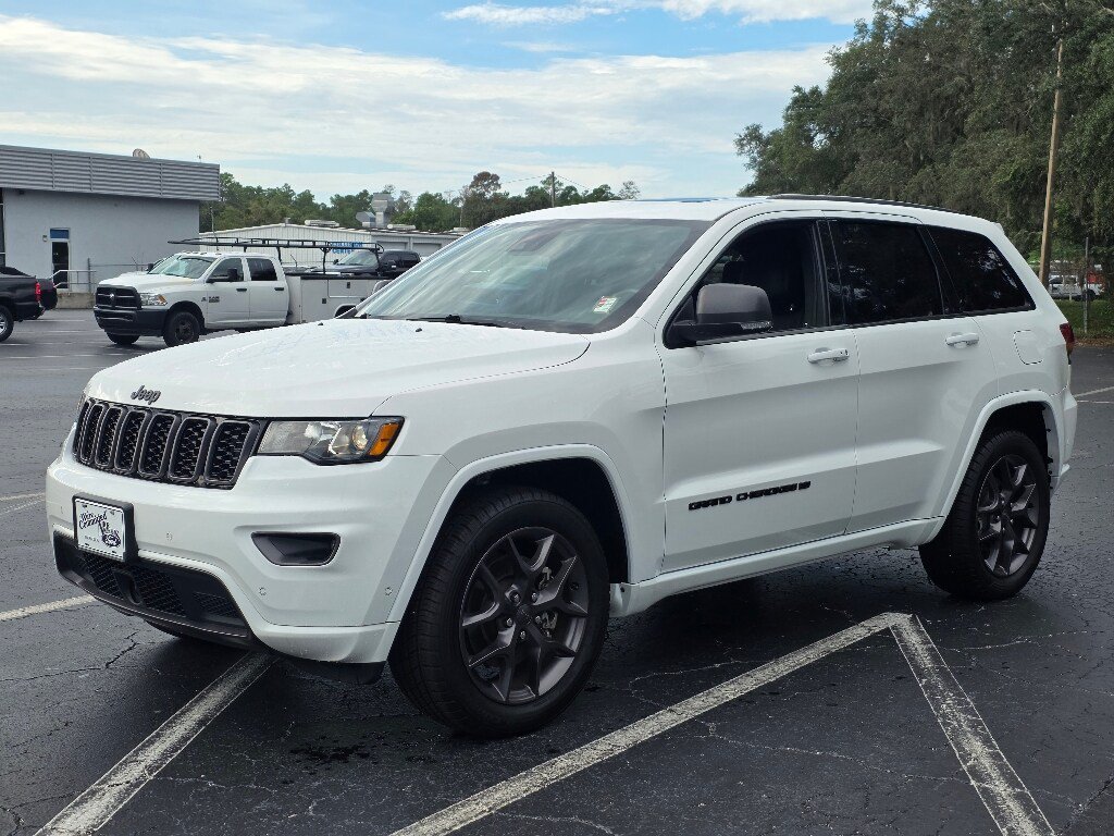 Used 2021 Jeep Grand Cherokee Limited w/ Quick Order Package 28K 80th AWD/4WD image 12