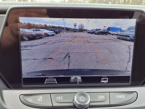 Used 2022 Chevrolet Blazer LT image 18