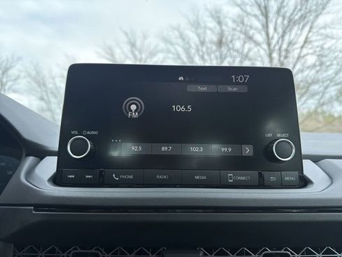 Used 2025 Honda Accord SE image 16