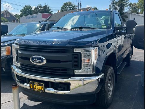 Used 2018 Ford F250 XL w/ Power Equipment Group AWD/4WD image 1