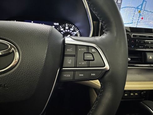 Used 2020 Toyota Highlander Platinum image 27