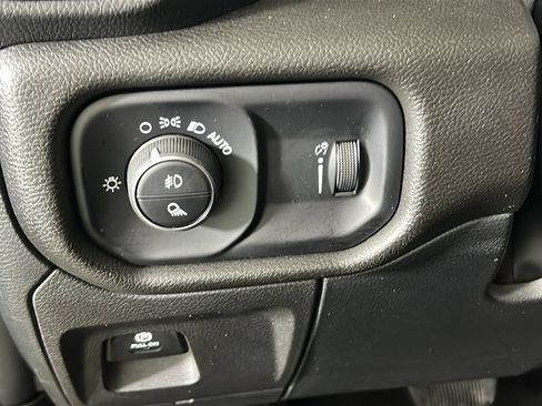 Used 2025 RAM 1500 Tradesman w/ Night Edition AWD/4WD image 24