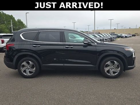 Used 2023 Hyundai Santa Fe SEL image 3