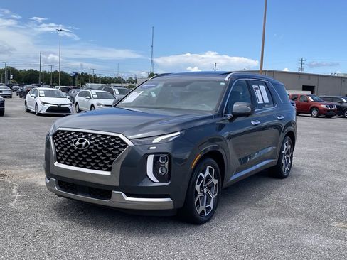 Used 2022 Hyundai Palisade Calligraphy FWD image 4