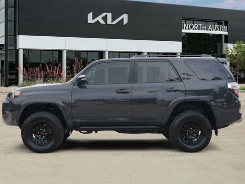 Used 2024 Toyota 4Runner TRD Off-Road Premium w/ Off Road Premium Plus Package AWD/4WD image 3