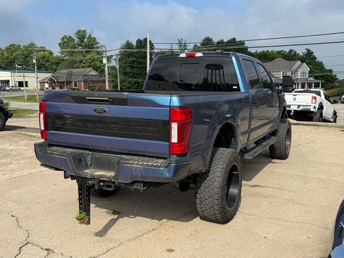 Used 2022 Ford F350 Lariat w/ Black Appearance Package AWD/4WD image 6