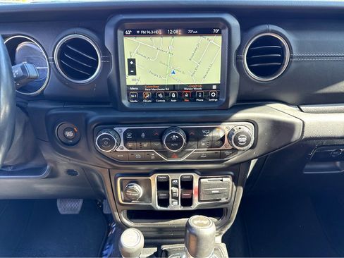 Certified 2021 Jeep Wrangler Unlimited Sahara w/ Cold Weather Group image 22