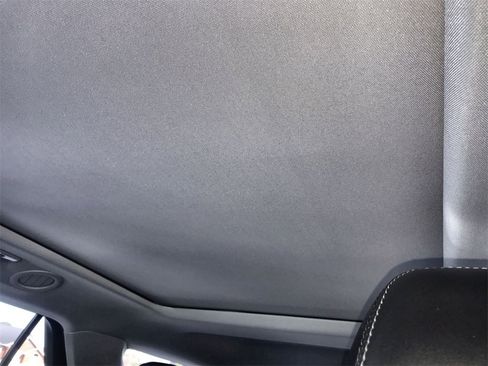 Used 2023 Ford Explorer XLT w/ Equipment Group 202A image 22