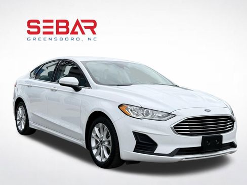Used 2020 Ford Fusion SE FWD image 5