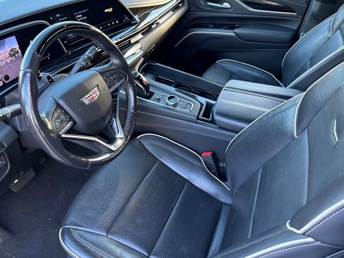 Used 2021 Cadillac Escalade ESV Sport w/ Driver Assist Tech Package image 10