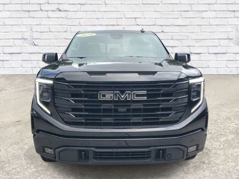 Certified 2024 GMC Sierra 1500 Elevation w/ Elevation Premium Package AWD/4WD image 6