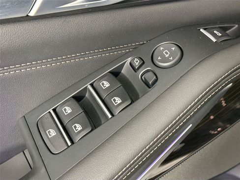 Used 2024 BMW X5 xDrive40i w/ Premium Package AWD/4WD image 29