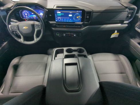 Used 2024 Chevrolet Silverado 1500 LT AWD/4WD image 15