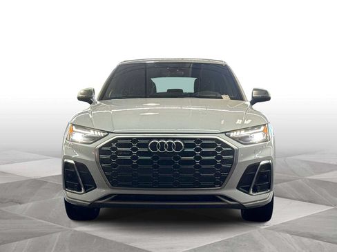Used 2023 Audi SQ5 Prestige w/ Prestige Package AWD/4WD image 3