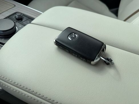 Used 2024 MAZDA CX-90 Plug-In Hybrid w/ Premium Plus AWD/4WD image 31