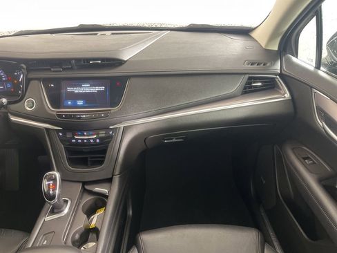 Used 2019 Cadillac XT5 Luxury image 20