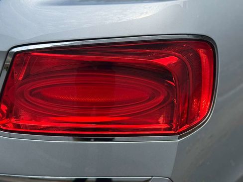 Used 2014 Bentley Flying Spur W12 image 23