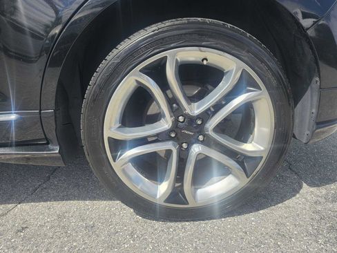 Used 2014 Ford Edge Sport w/ Driver Entry Package image 4