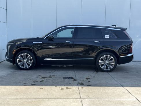 New 2026 Cadillac Vistiq Luxury image 5