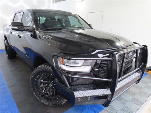 Used 2021 RAM 1500 Big Horn image 5