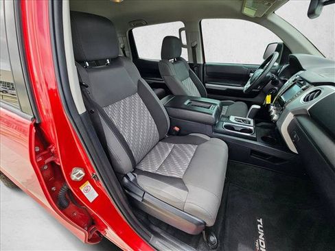 Used 2018 Toyota Tundra SR5 w/ TRD Off Road Package AWD/4WD image 21