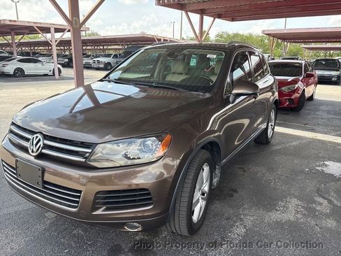 Used 2012 Volkswagen Touareg VR6 AWD/4WD image 1