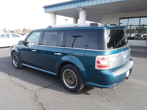 Used 2011 Ford Flex Limited w/ Rapid Spec Order Code image 3