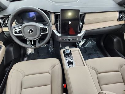 New 2026 Volvo XC90 B6 Plus w/ Protection Package Premier