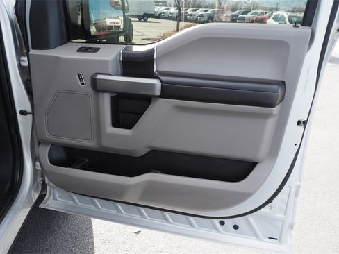 Used 2018 Ford F150 XLT image 26