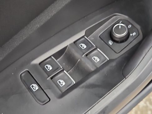 Used 2021 Volkswagen Jetta R-Line w/ R-Line Cold Weather Package image 19