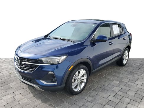 Used 2023 Buick Encore GX Preferred FWD image 3